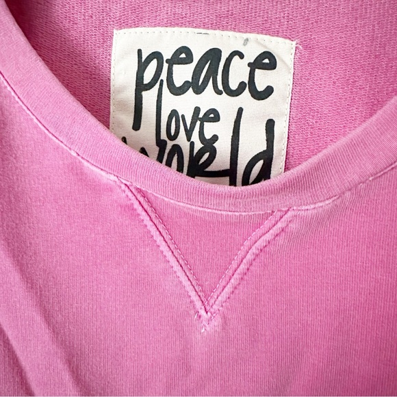 Peace Love World 3 Top Bundle - Picture 9 of 13